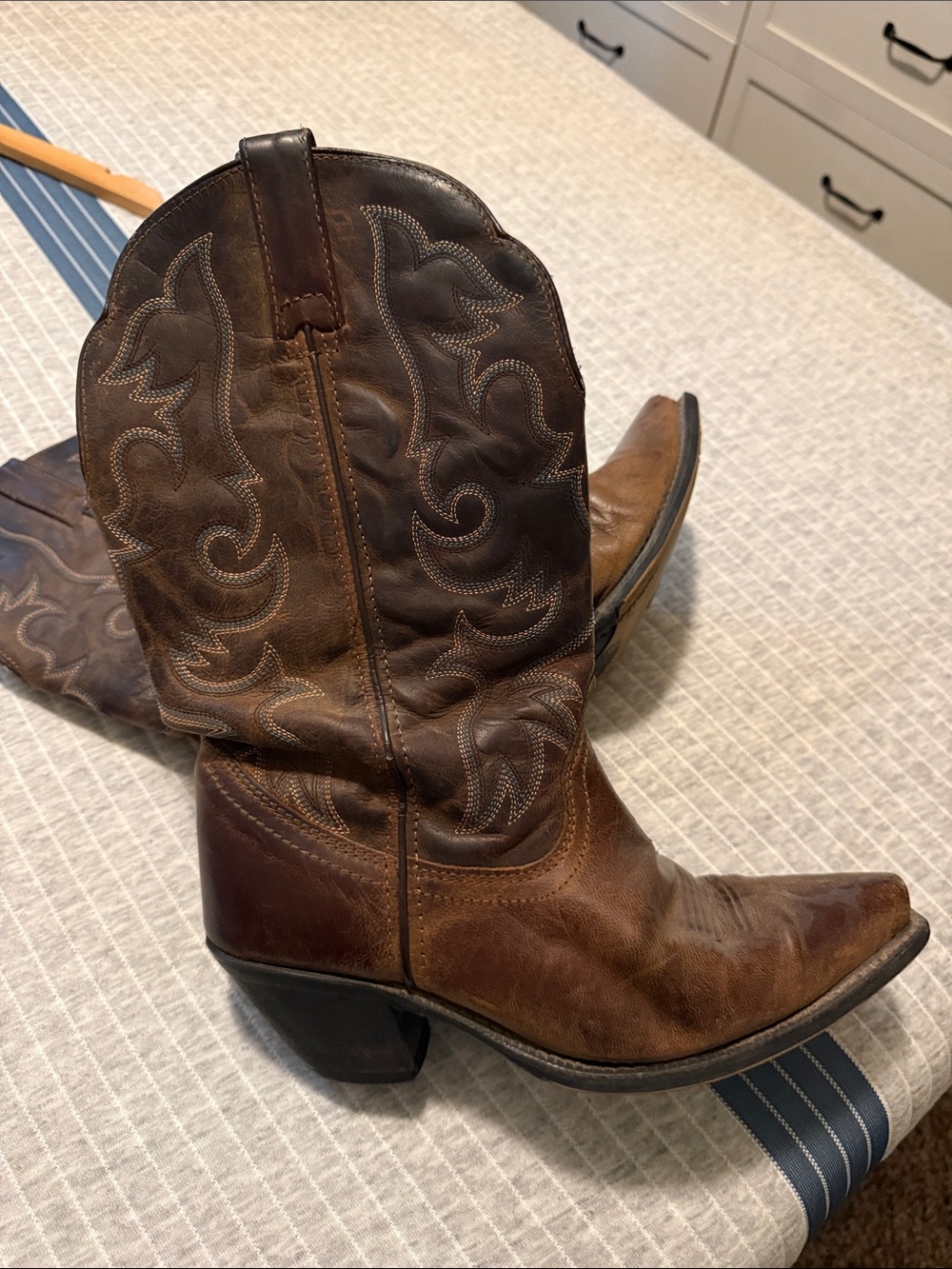 Laredo Brown Leather Embroidered Western Heeled Boots